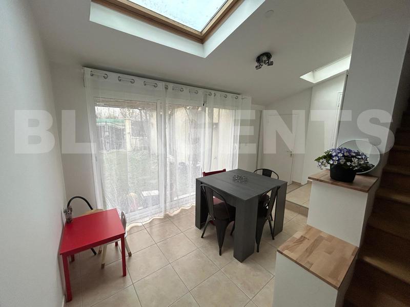 Maison - 84 m² - 6 pièces