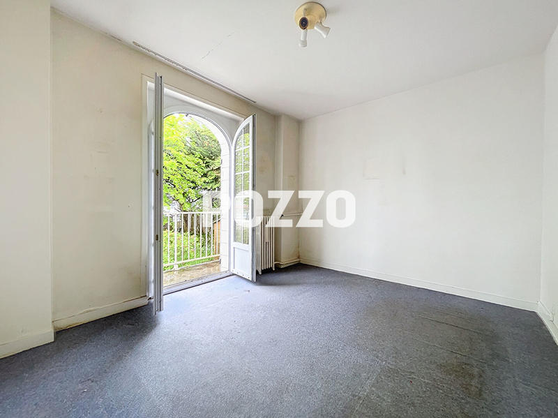 Maison - 224 m² - 8 pièces