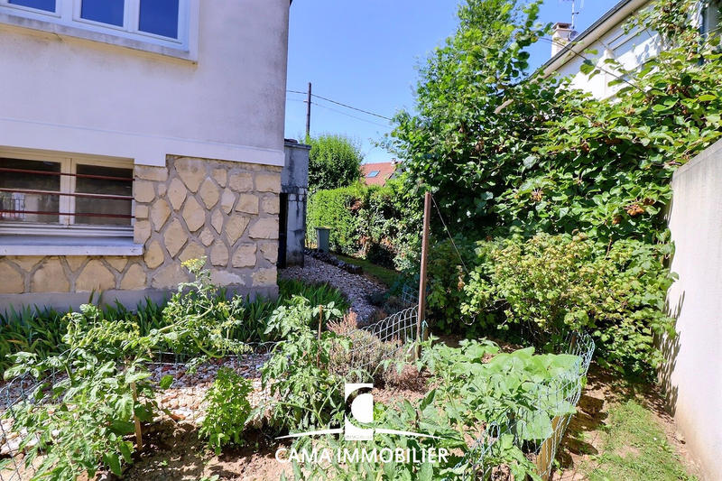 Maison - 74 m² - 5 pièces