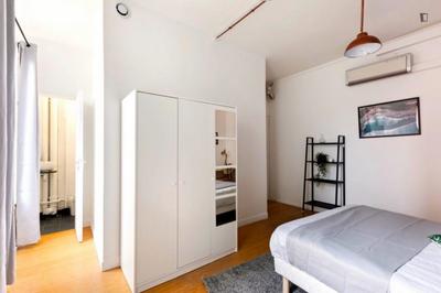 Chambre - 17 m² - 11 pièces