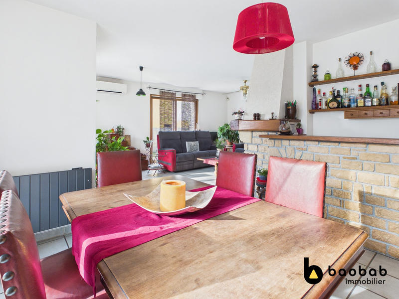 Maison - 160 m² - 5 pièces