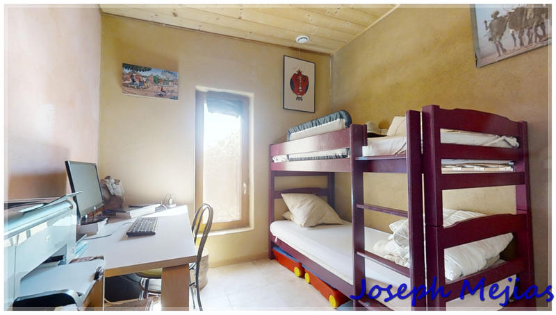 Maison - 144 m² - 7 pièces