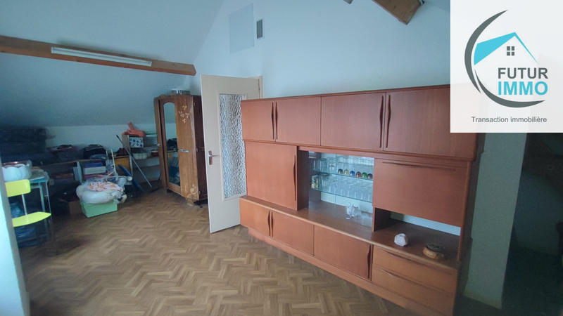 Maison - 104 m² - 5 pièces