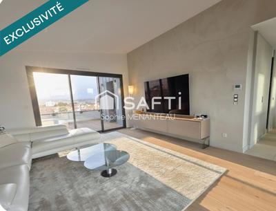 Appartement - 95 m² - 5 pièces