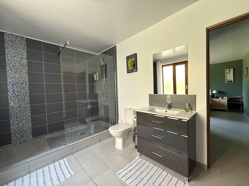 Maison - 164 m² - 6 pièces