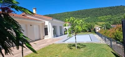 Maison - 156 m² - 5 pièces