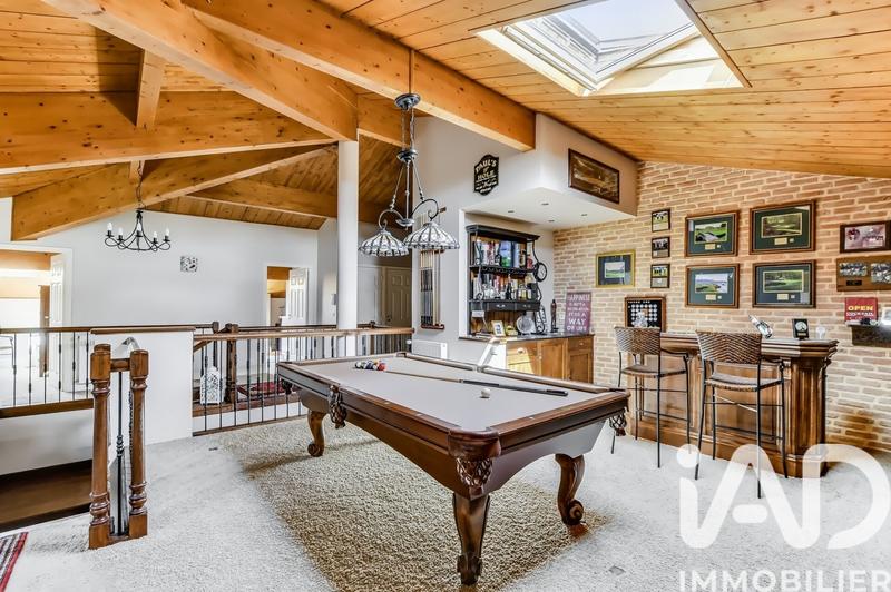 Maison - 435 m² - 11 pièces