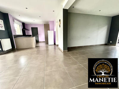 Maison contemporaine - 121 m² - 6 pièces