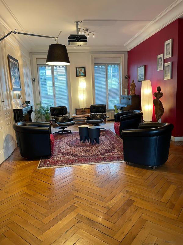 Appartement - 185 m² - 7 pièces