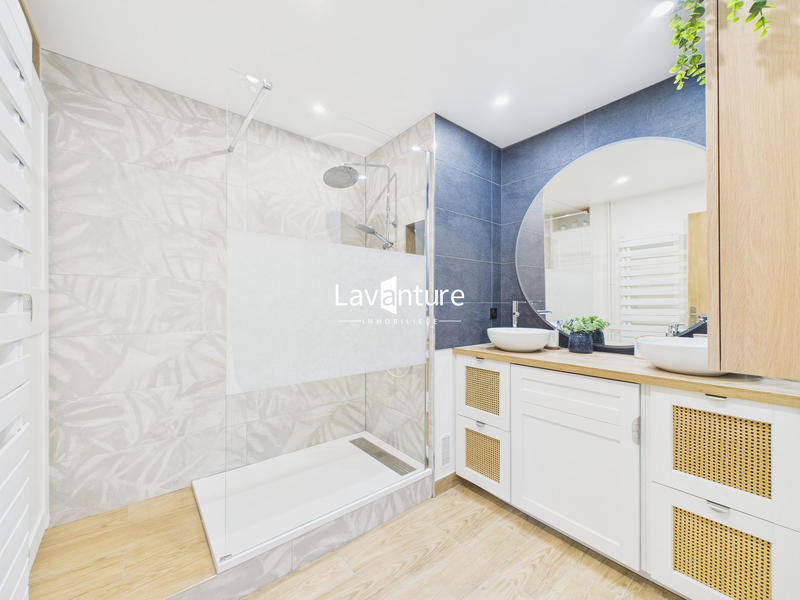 Appartement - 81 m² - 4 pièces