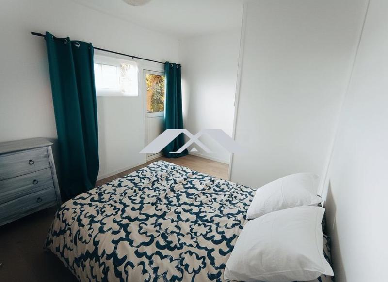 Villa - 286 m² - 9 pièces