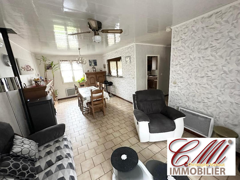 Maison - 93 m² - 4 pièces