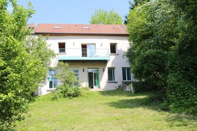 Grange - 130 m² - 4 pièces