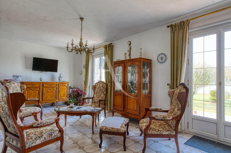 Maison - 146 m² - 6 pièces