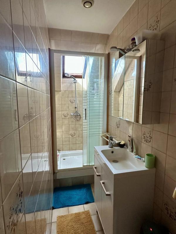 Maison - 145 m² - 8 pièces