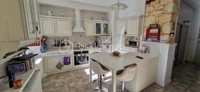 Maison de ville - 211 m² - 9 pièces