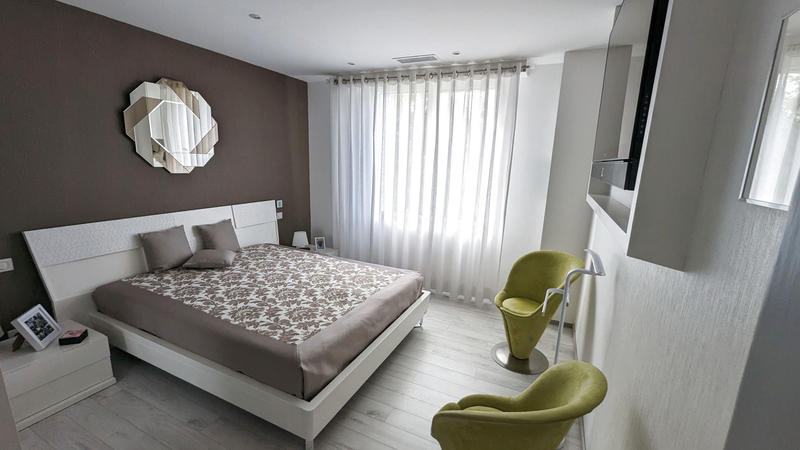 Maison - 166 m² - 7 pièces