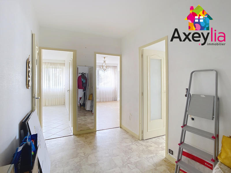 Appartement - 77 m² - 4 pièces