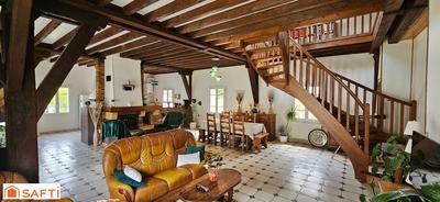 Maison - 218 m² - 6 pièces