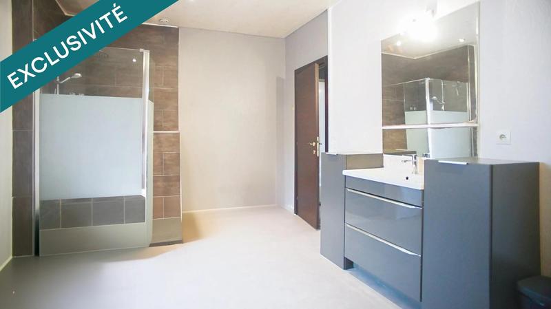 Maison - 207 m² - 6 pièces