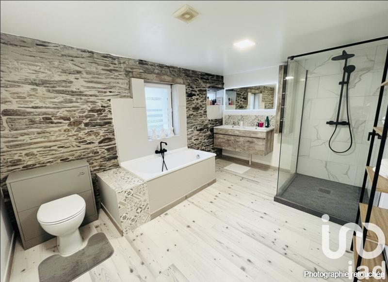 Maison - 158 m² - 6 pièces