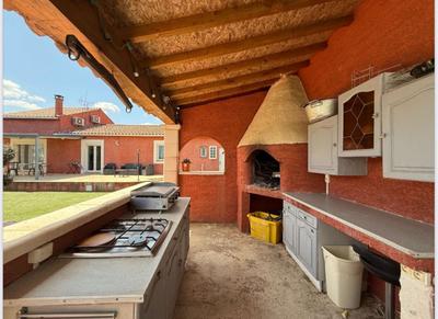 Villa - 121 m² - 6 pièces