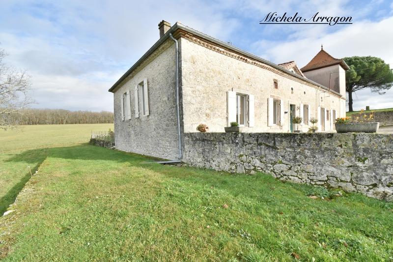 Propriété - 196 m² - 7 pièces