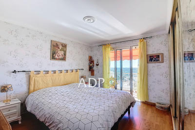 Appartement - 114 m² - 4 pièces