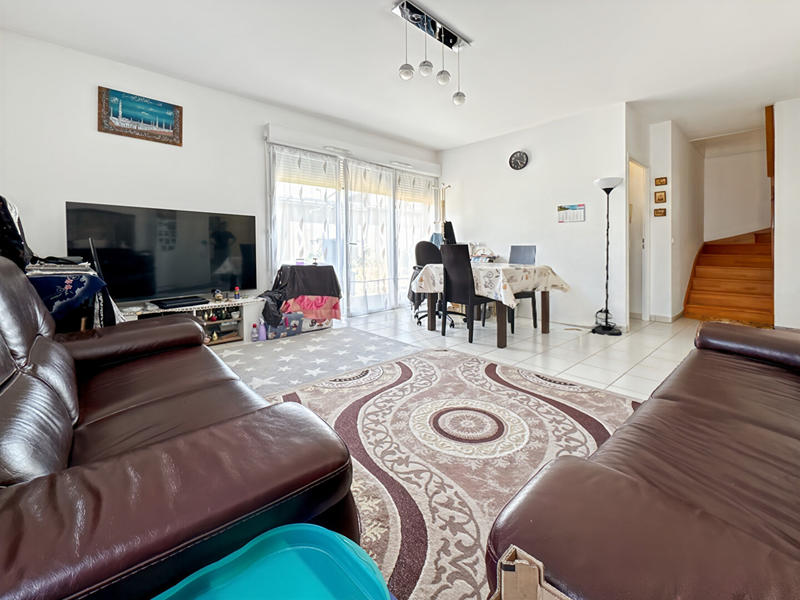 Maison - 101 m² - 5 pièces