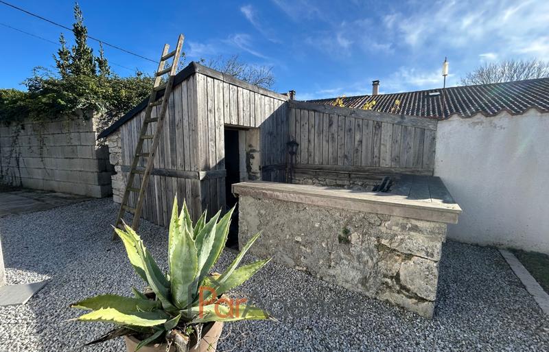 Maison - 104 m² - 4 pièces