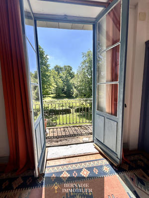 Maison de campagne - 235 m² - 8 pièces