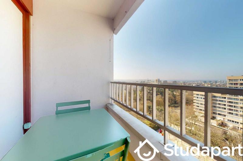 Chambre - 9 m² - 1 pièce