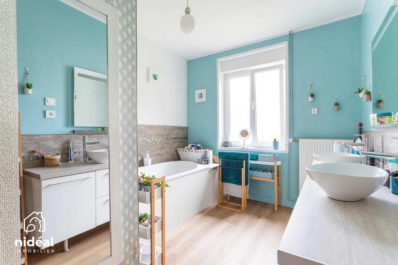 Maison - 280 m² - 7 pièces