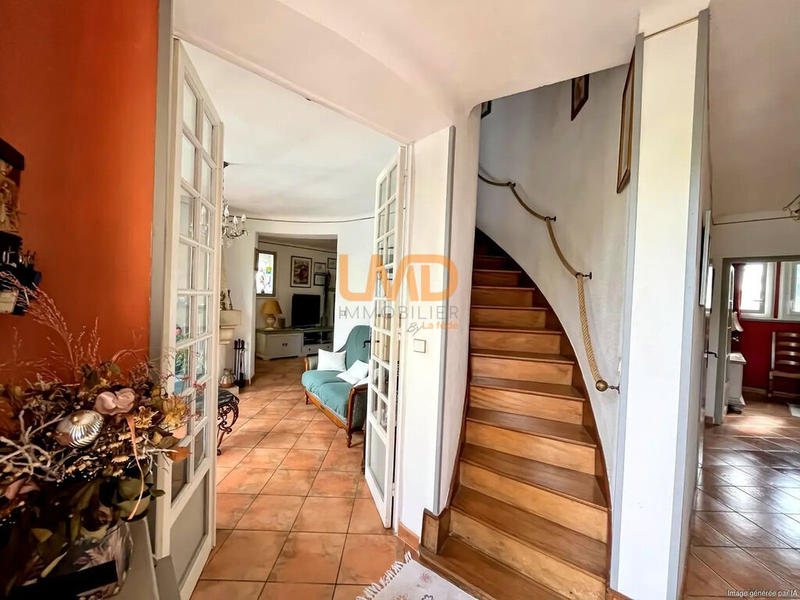 Maison - 160 m² - 8 pièces