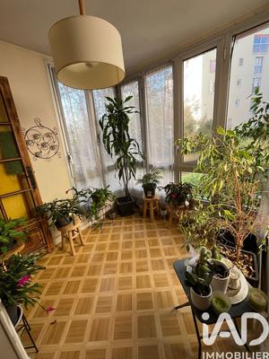 Appartement - 100 m² - 5 pièces