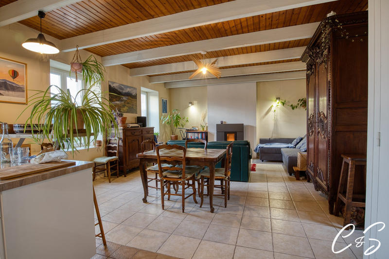 Maison ancienne - 87 m² - 4 pièces