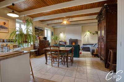 Maison ancienne - 87 m² - 4 pièces