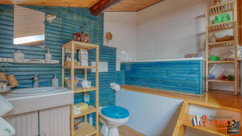 Appartement - 100 m² - 5 pièces