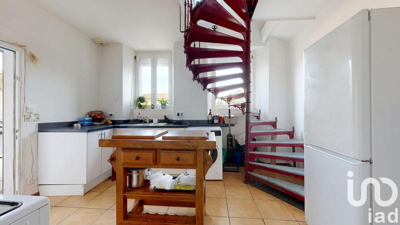 Maison - 203 m² - 8 pièces