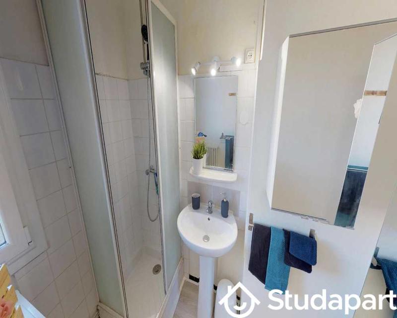 Chambre - 30 m² - 1 pièce