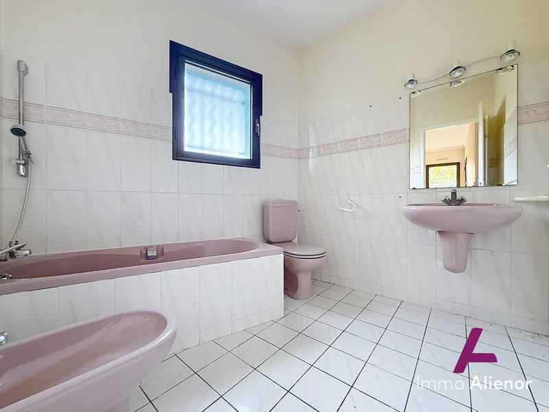 Maison - 171 m² - 5 pièces