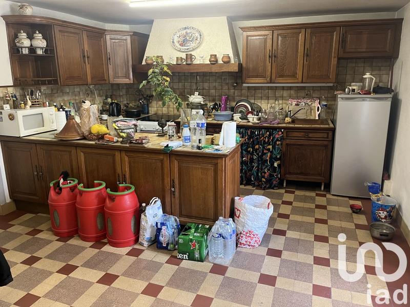 Maison - 235 m² - 7 pièces