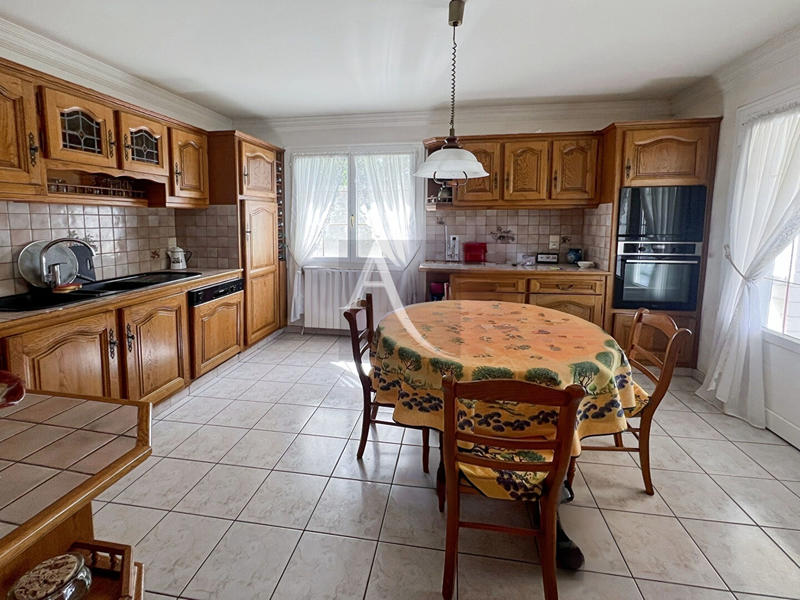 Maison - 150 m² - 7 pièces