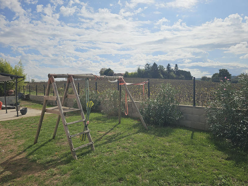 Maison - 90 m² - 5 pièces