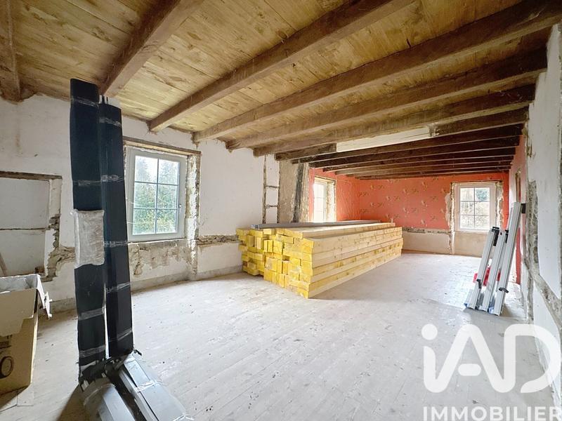 Maison de village - 200 m² - 2 pièces