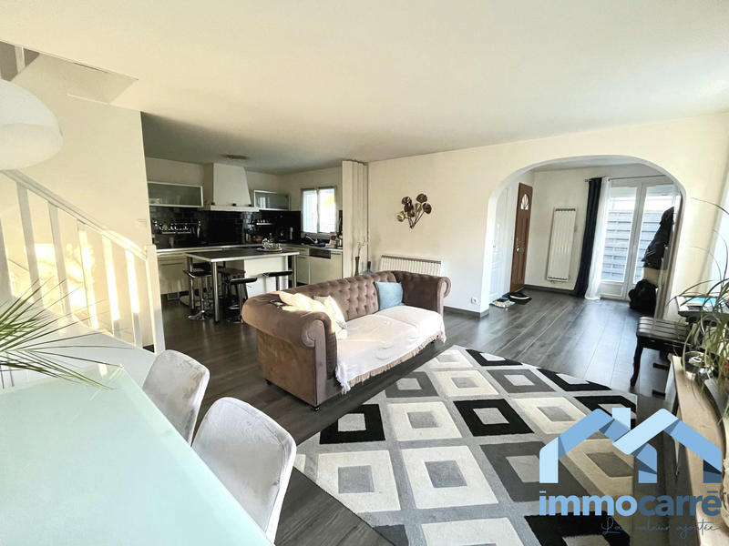 Maison - 105 m² - 5 pièces