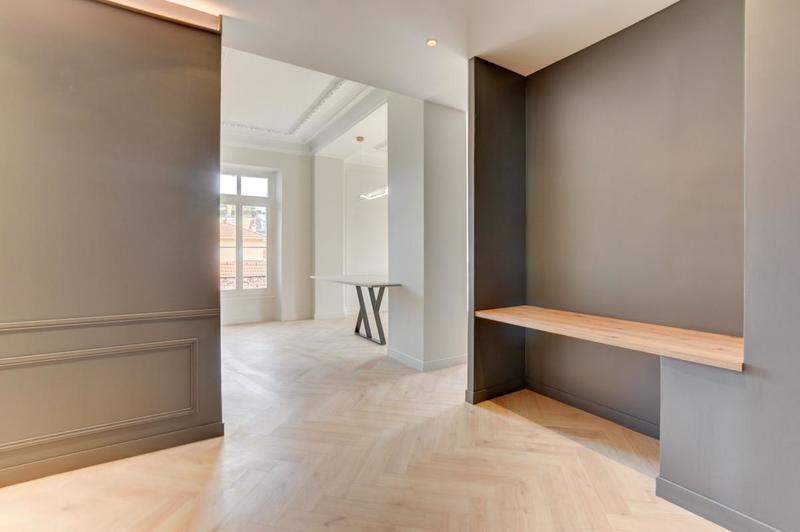 Appartement bourgeois - 110 m² - 4 pièces