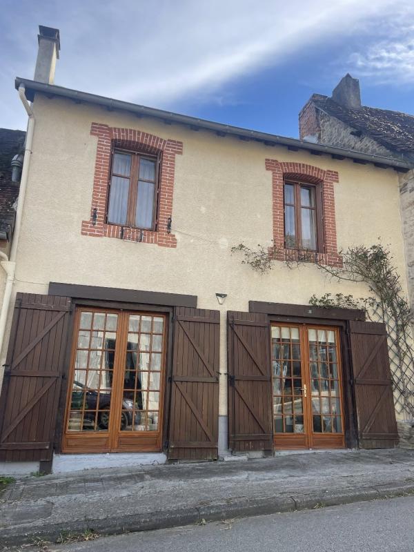 Maison ancienne - 97 m² - 5 pièces