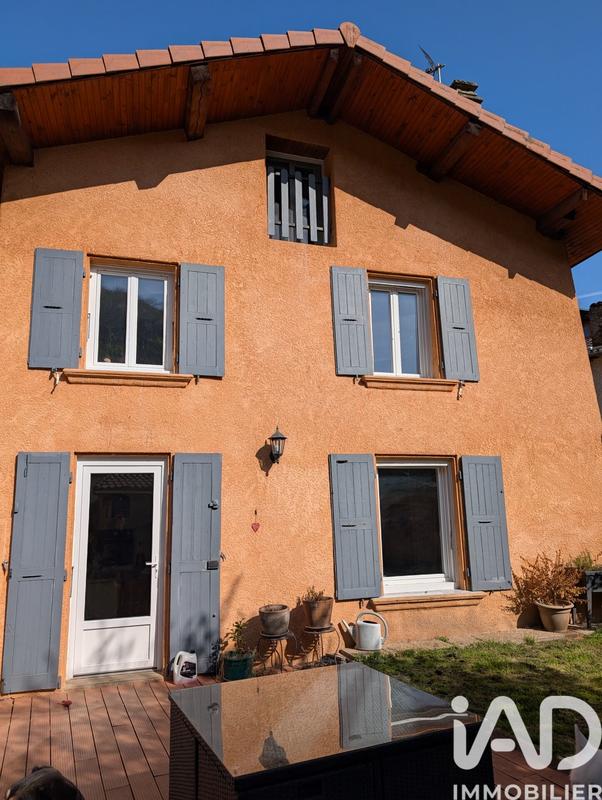 Maison - 86 m² - 4 pièces