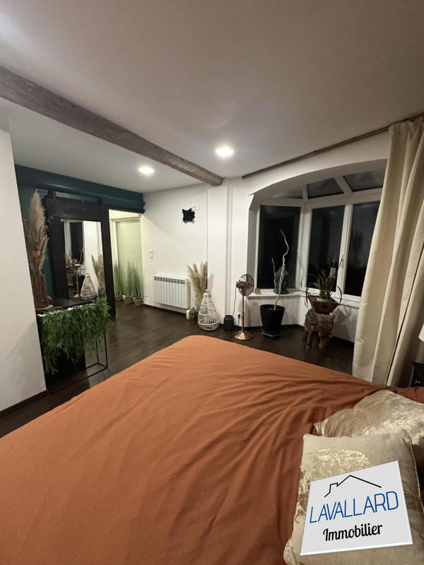 Maison - 145 m² - 5 pièces